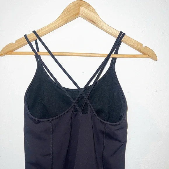 Lululemon black Strappy built in bra no pads fitted tank top - Picture 6 of 8